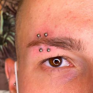 Piercing en la Ceja
