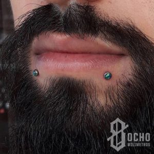 Piercing en el Labio