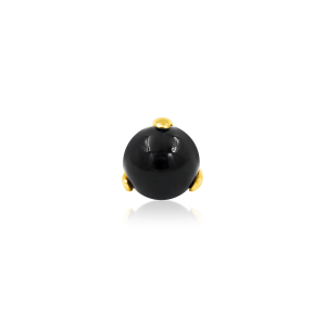 Accesorio piercing de oro con Ónix. Disponible en oro blanco, amarillo y rosa.